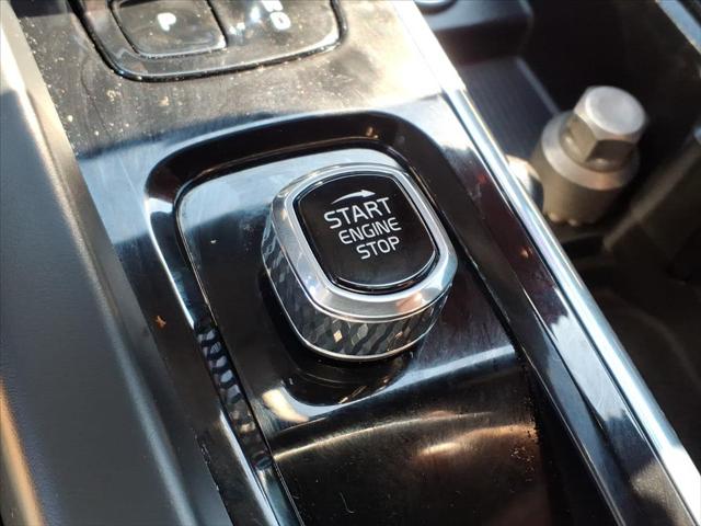 2024 Volvo S60 Plus Black Edition