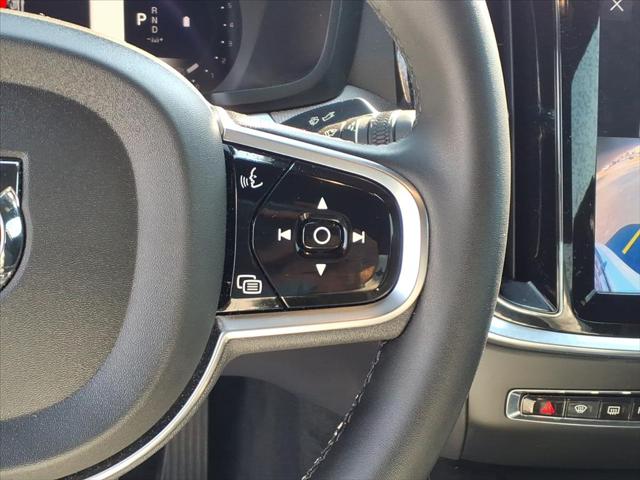 2024 Volvo S60 Plus Black Edition