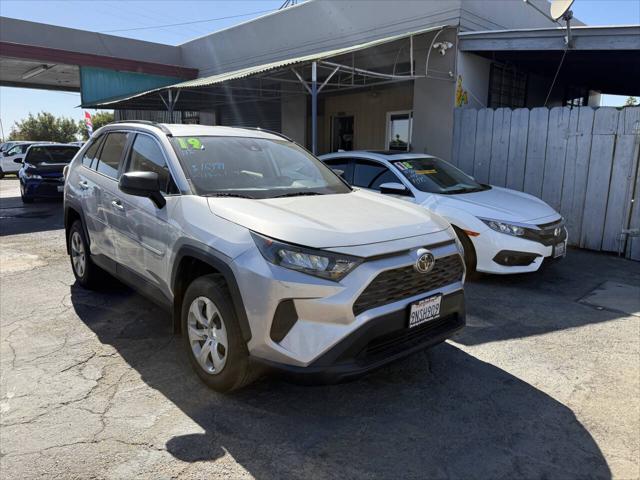 2019 Toyota RAV4 LE for sale in Livingston, CA