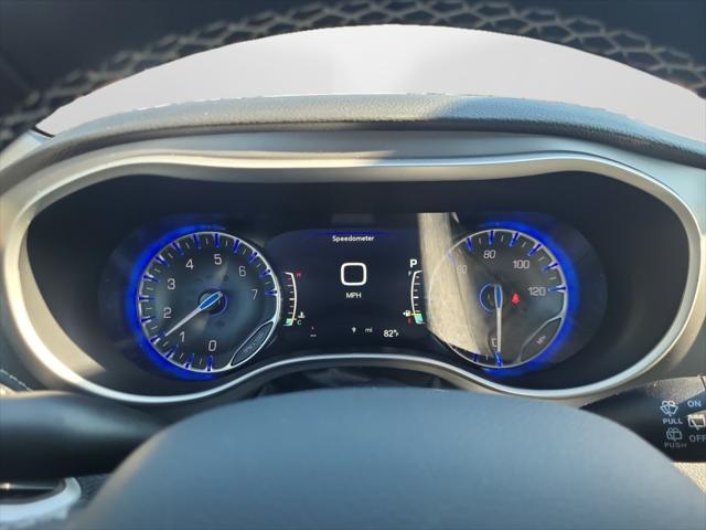 2027 Chrysler Pacifica Limited AWD