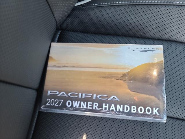2027 Chrysler Pacifica Limited AWD
