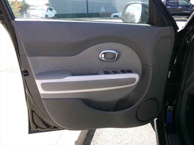 2016 Kia Soul EV Base