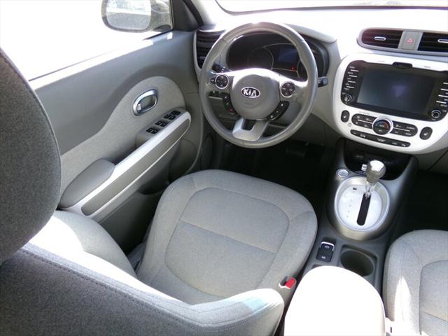 2016 Kia Soul EV Base