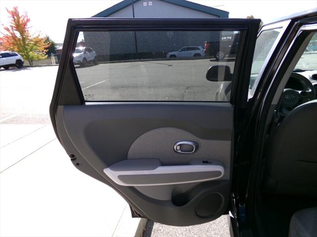 2016 Kia Soul EV Base