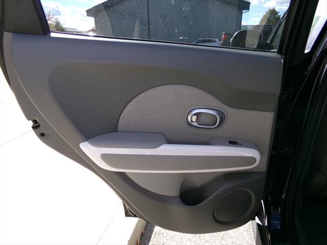 2016 Kia Soul EV Base