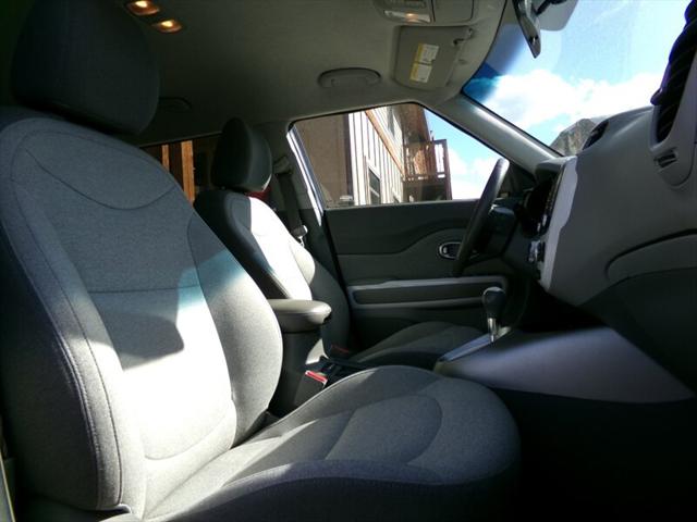 2016 Kia Soul EV Base