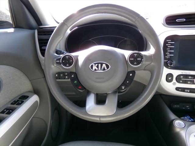 2016 Kia Soul EV Base
