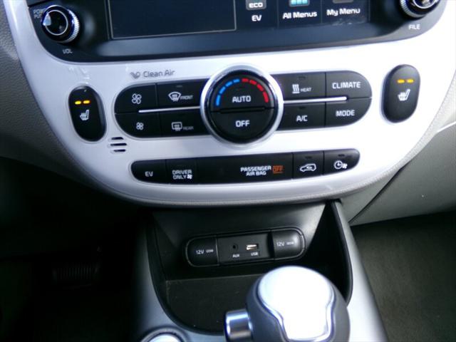 2016 Kia Soul EV Base