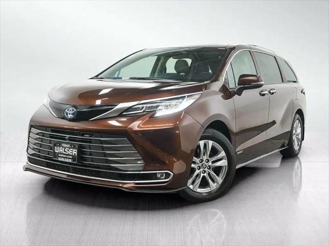 2021 Toyota Sienna LE for sale in Eden Prairie, MN