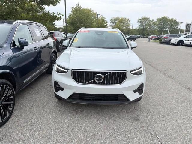 2025 Volvo XC40 B5 Ultra Bright Theme for sale near Dublin, OH