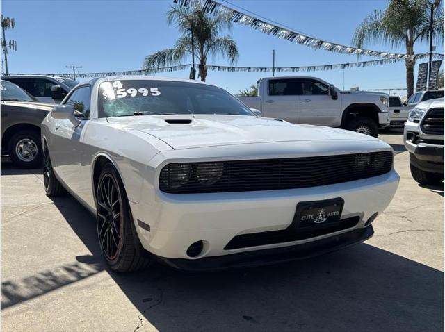 2014 Dodge Challenger SXT