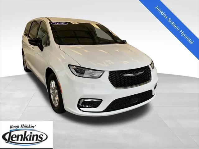 2026 Chrysler Pacifica Select for sale in Bridgeport, WV
