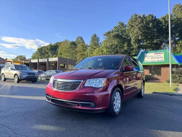 2014 Chrysler Town & Country Touring for sale in Martinsville, VA