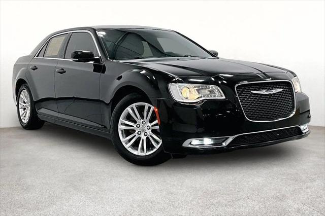 2021 Chrysler 300 Touring L for sale in Wichita Falls, TX