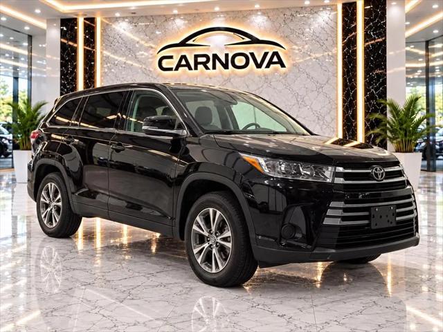 2019 Toyota Highlander LE for sale in Dallas, TX