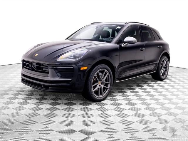 2023 Porsche Macan T for sale in Barrington, IL