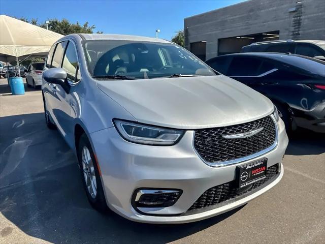 2023 Chrysler Pacifica Touring L for sale in Stockton, CA