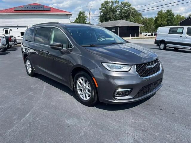 2022 Chrysler Pacifica Touring L for sale in East Freedom, PA