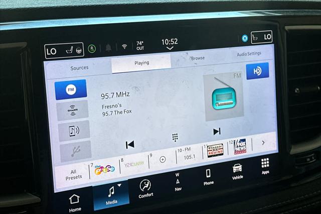 2024 Chrysler Pacifica Hybrid Select