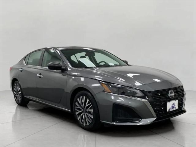 2025 Nissan Altima SV FWD for sale in Appleton, WI