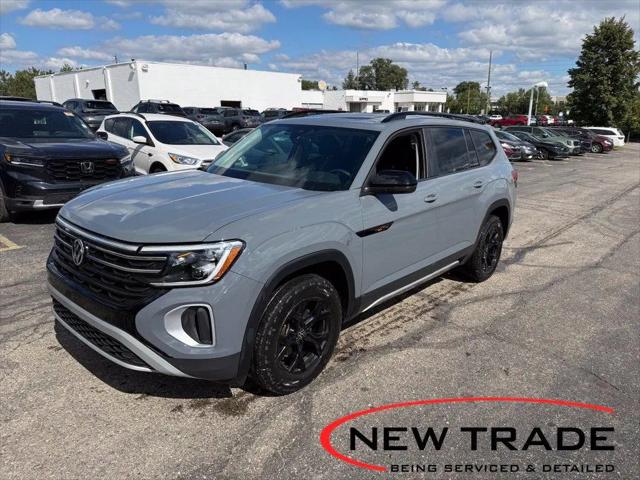 2024 Volkswagen Atlas 2.0T Peak Edition SE w/Technology for sale in Brighton, MI