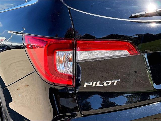 2021 Honda Pilot AWD Touring 8 Passenger