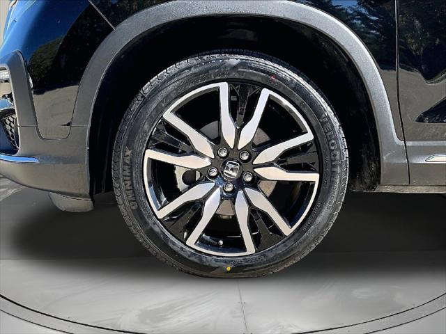 2021 Honda Pilot AWD Touring 8 Passenger