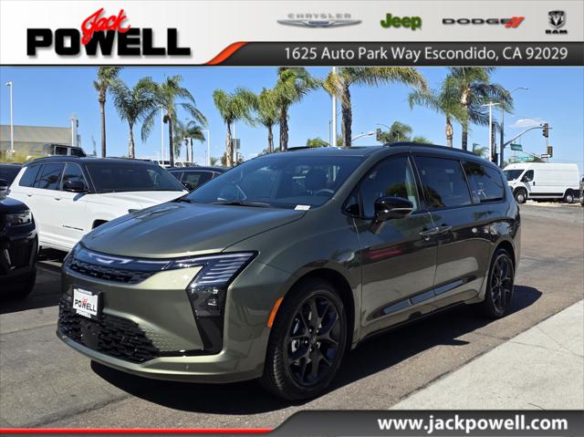 2027 Chrysler Pacifica Limited for sale in Escondido, CA