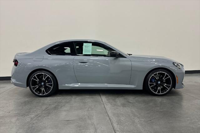 2025 BMW M240 i