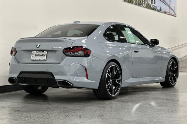 2025 BMW M240 i