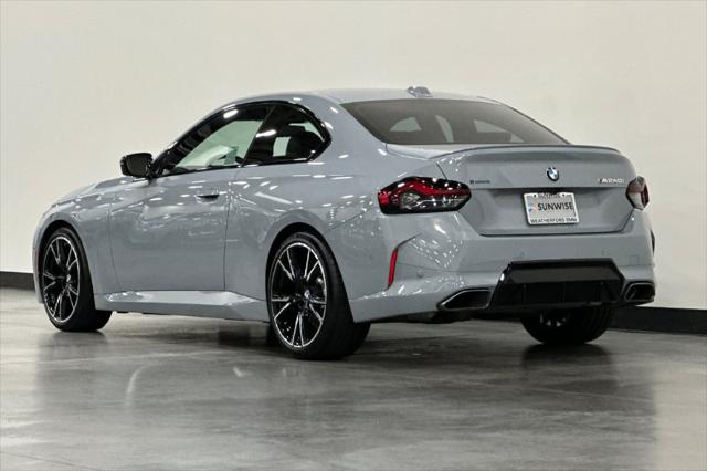 2025 BMW M240 i
