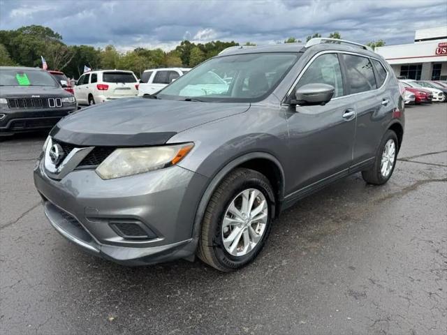 2016 Nissan Rogue SV for sale in Brandon Twp, MI