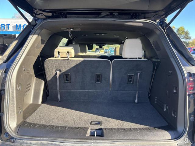 Used 2023 Chevrolet Traverse AWD LS For Sale in Jackson, MI