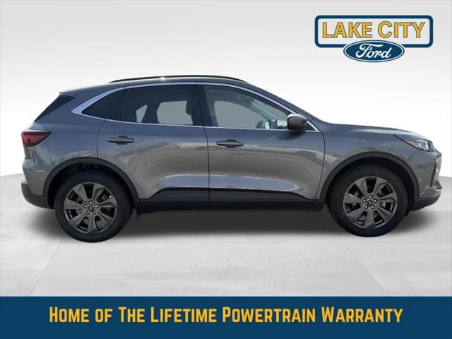 2025 Ford Escape Platinum