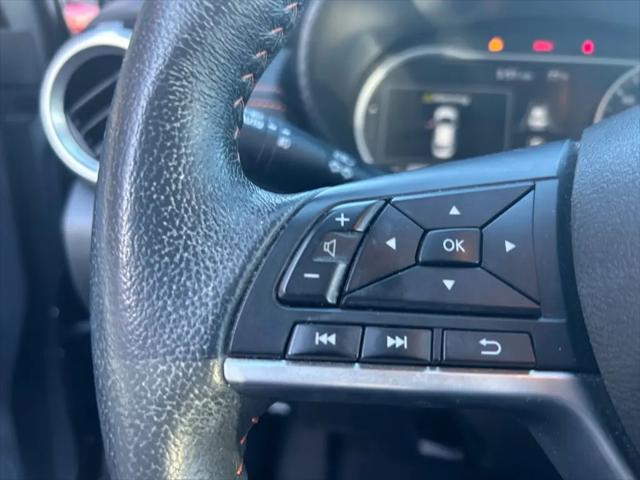 2021 Nissan Versa SR Xtronic CVT