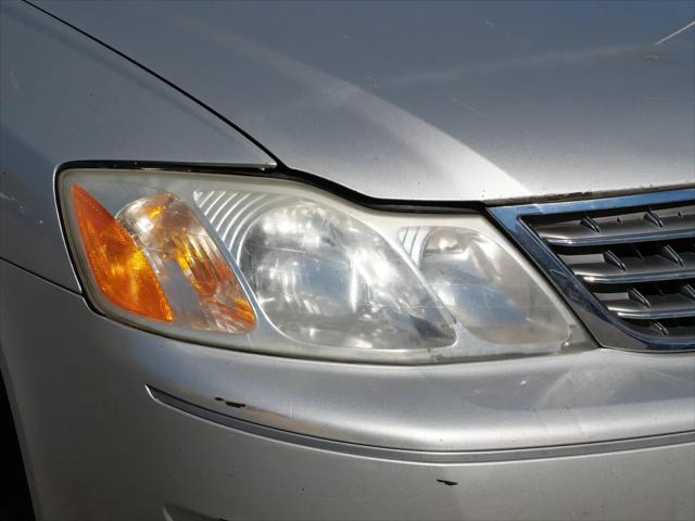 2003 Toyota Avalon XLS