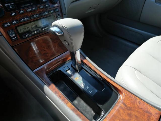 2003 Toyota Avalon XLS