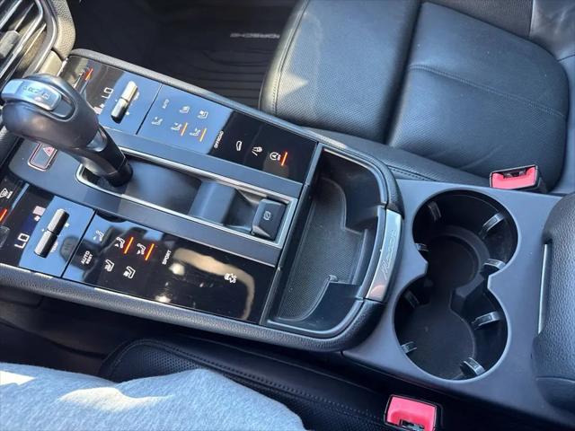 2023 Porsche Macan Macan