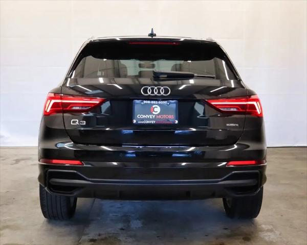 2020 Audi Q3 Premium 45 TFSI S line quattro Tiptronic
