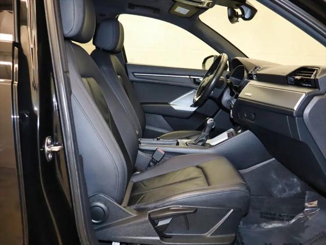 2020 Audi Q3 Premium 45 TFSI S line quattro Tiptronic