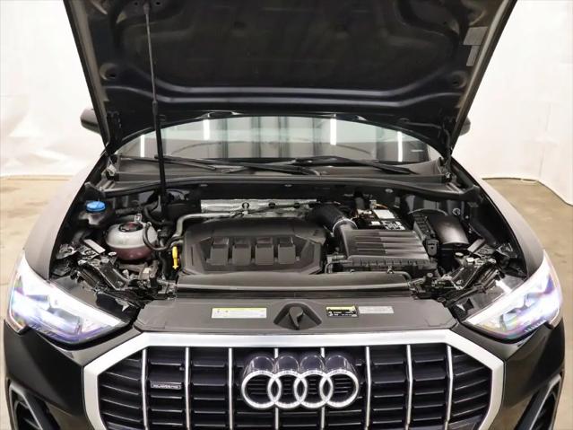 2020 Audi Q3 Premium 45 TFSI S line quattro Tiptronic