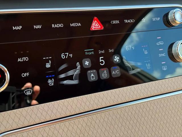 2027 Genesis GV80 2.5T Prestige