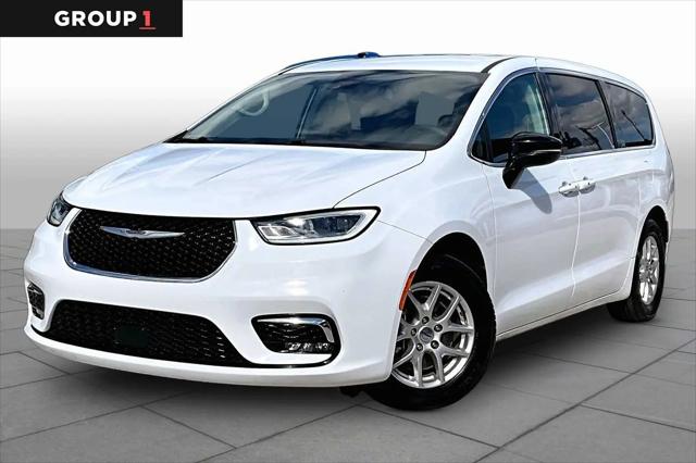 2024 Chrysler Pacifica Touring L for sale in San Antonio, TX