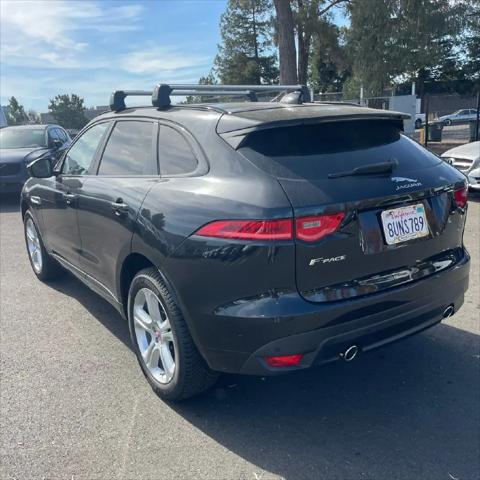 2019 Jaguar F-PACE R-Sport