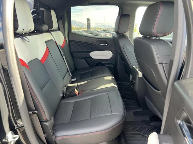 2023 GMC Canyon 4WD Crew Cab Short Box AT4X