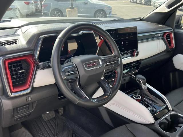 2023 GMC Canyon 4WD Crew Cab Short Box AT4X