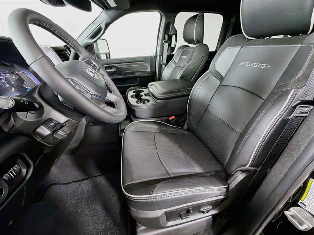2025 RAM 3500 Laramie Crew Cab 4x4 8 Box 2025 RAM 3500 Laramie Crew Cab 4x4 8 Box