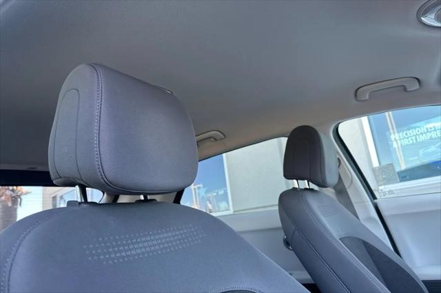 2024 Hyundai IONIQ 5 SE