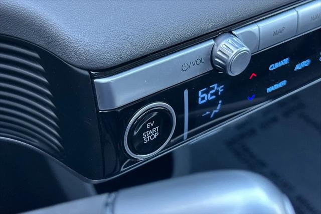 2024 Hyundai IONIQ 5 SE