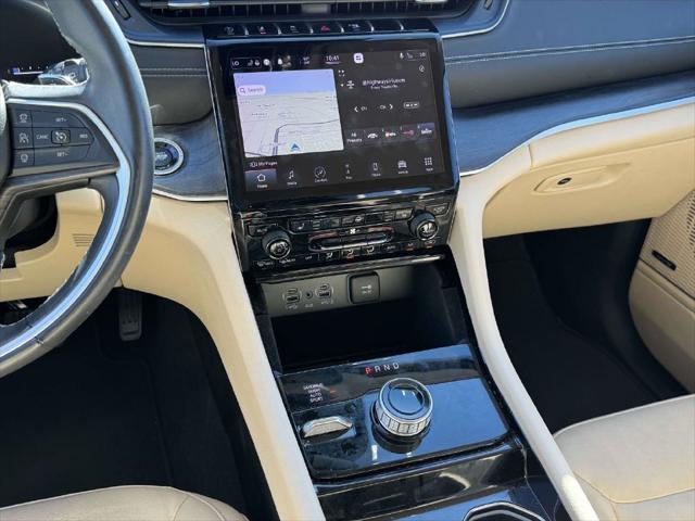 2021 Jeep Grand Cherokee L Limited 4x4 2021 Jeep Grand Cherokee L Limited 4x4